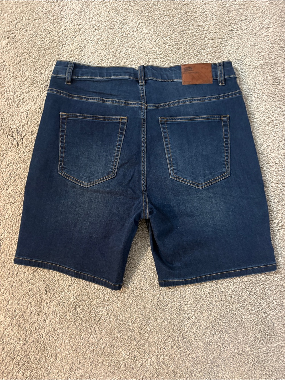 NWOT Men's Dark Blue Denim Shorts Size 31 - Picture 3 of 4